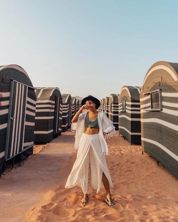Hôtel Stars Life Camp-Tour à Wadi Rum Extérieur photo