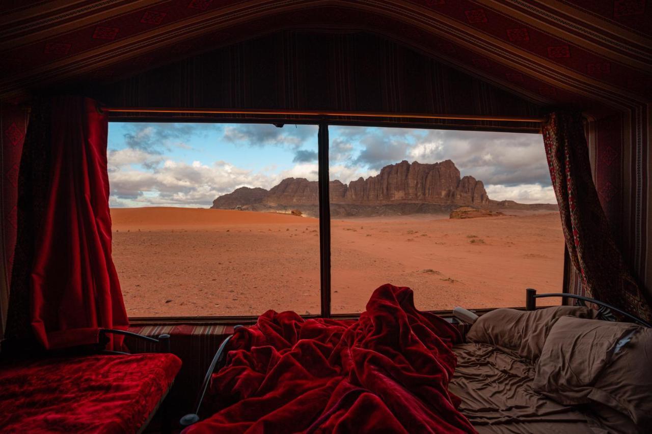 Hôtel Stars Life Camp-Tour à Wadi Rum Extérieur photo