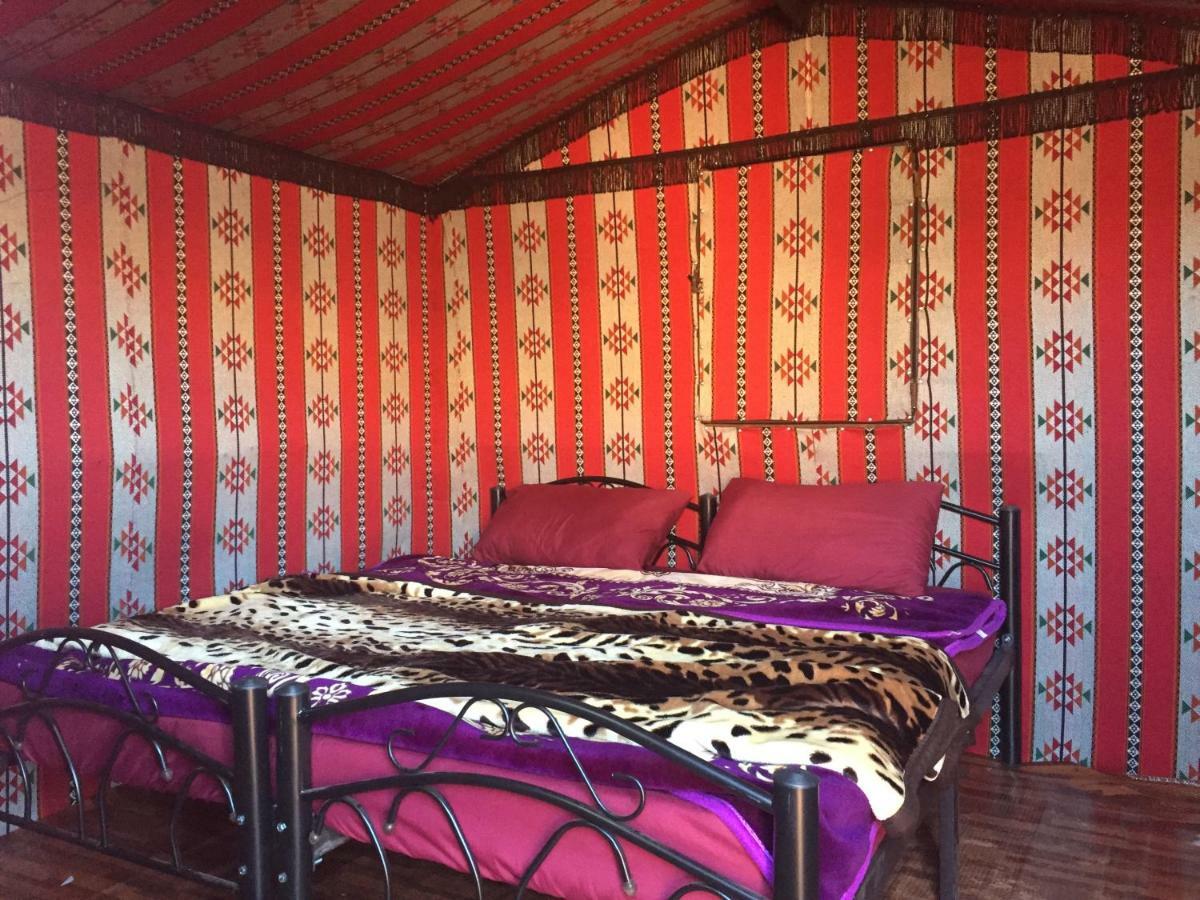 Hôtel Stars Life Camp-Tour à Wadi Rum Extérieur photo