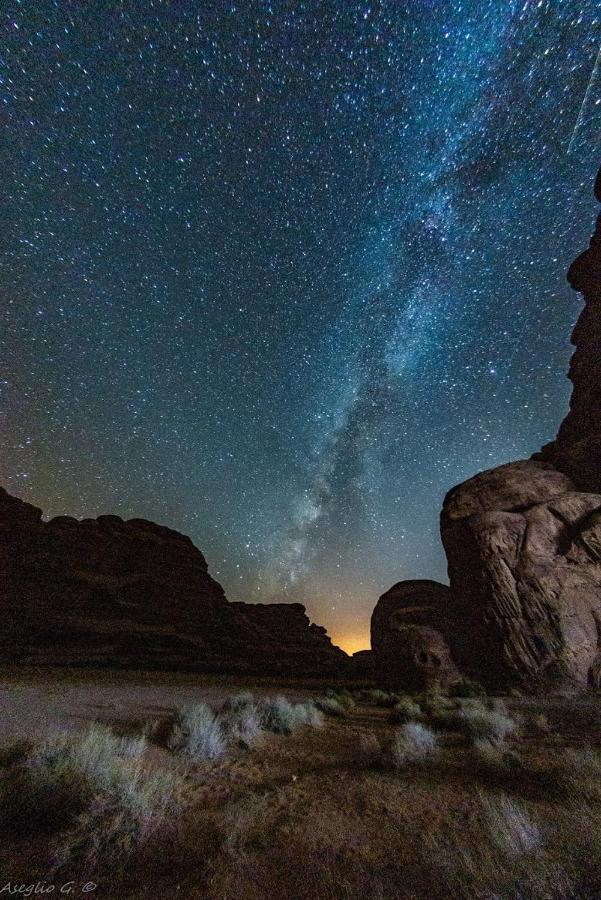 Hôtel Stars Life Camp-Tour à Wadi Rum Extérieur photo