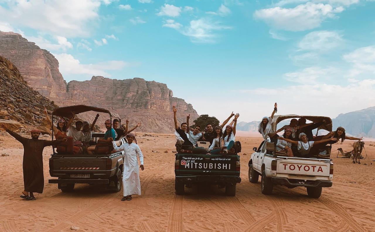 Hôtel Stars Life Camp-Tour à Wadi Rum Extérieur photo