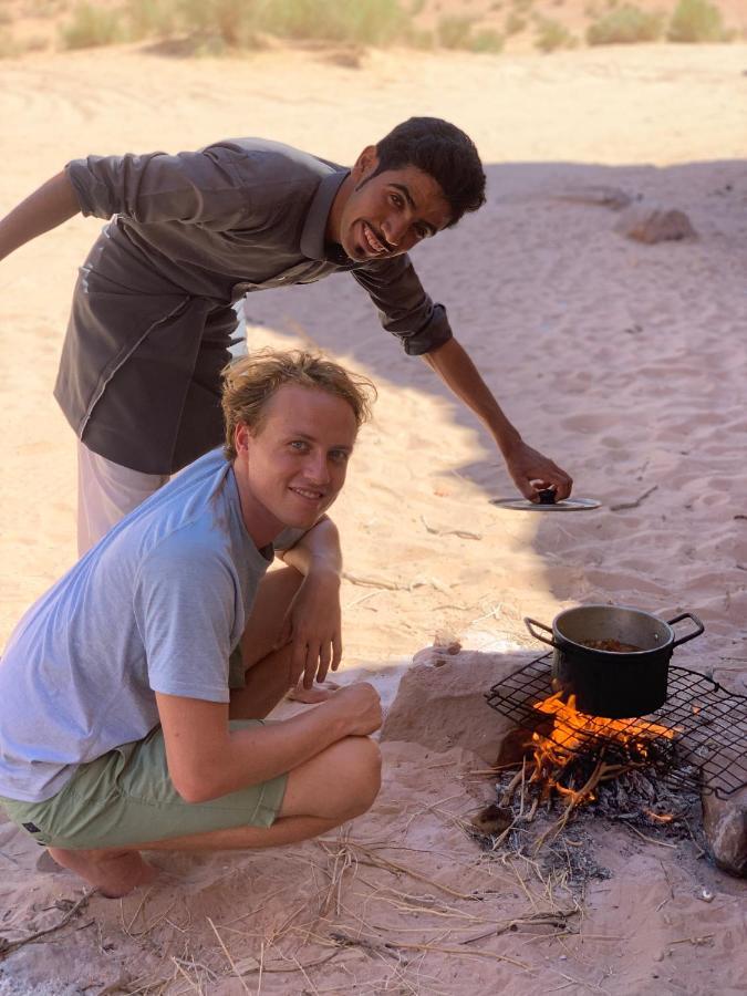 Hôtel Stars Life Camp-Tour à Wadi Rum Extérieur photo