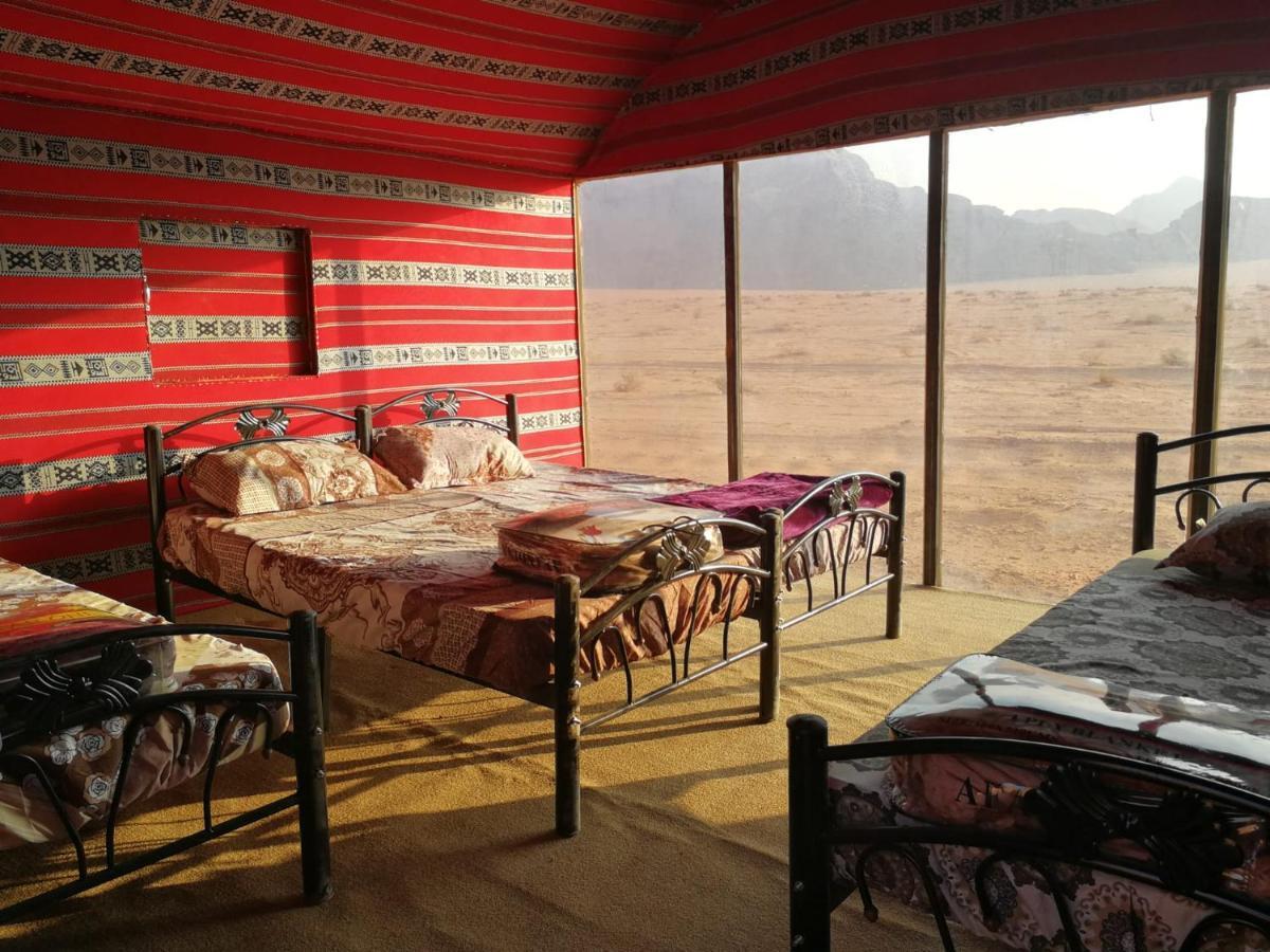 Hôtel Stars Life Camp-Tour à Wadi Rum Extérieur photo